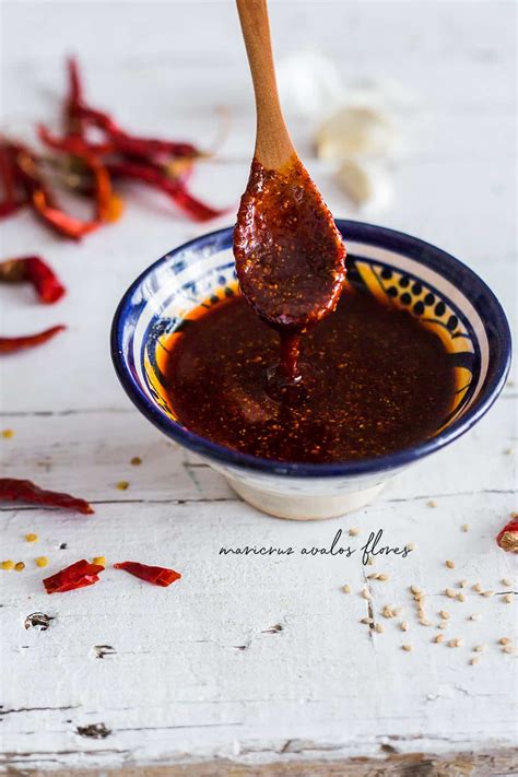 salsa de chile de arbol en aceite